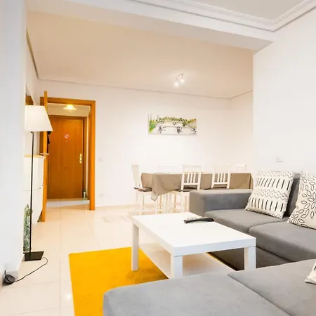 דירה San Pages 3br *